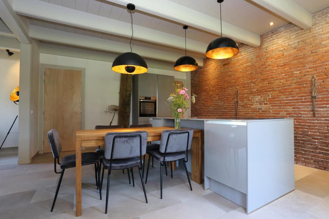 Villa Hoogheem Erfgoed & Logies à Nieuwolda-Oost Extérieur photo